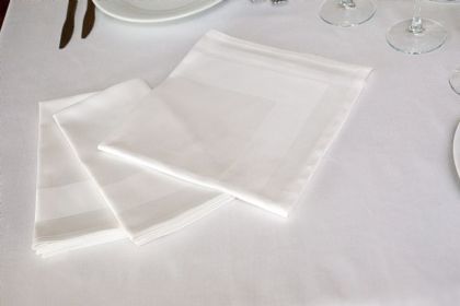Stoffservietten weiß